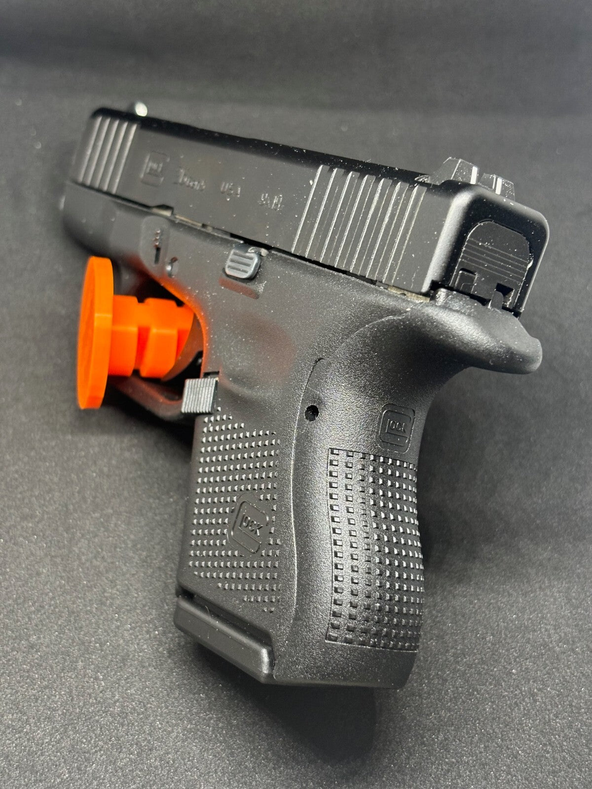 Handgun Pistol Gun Storage Stand Display